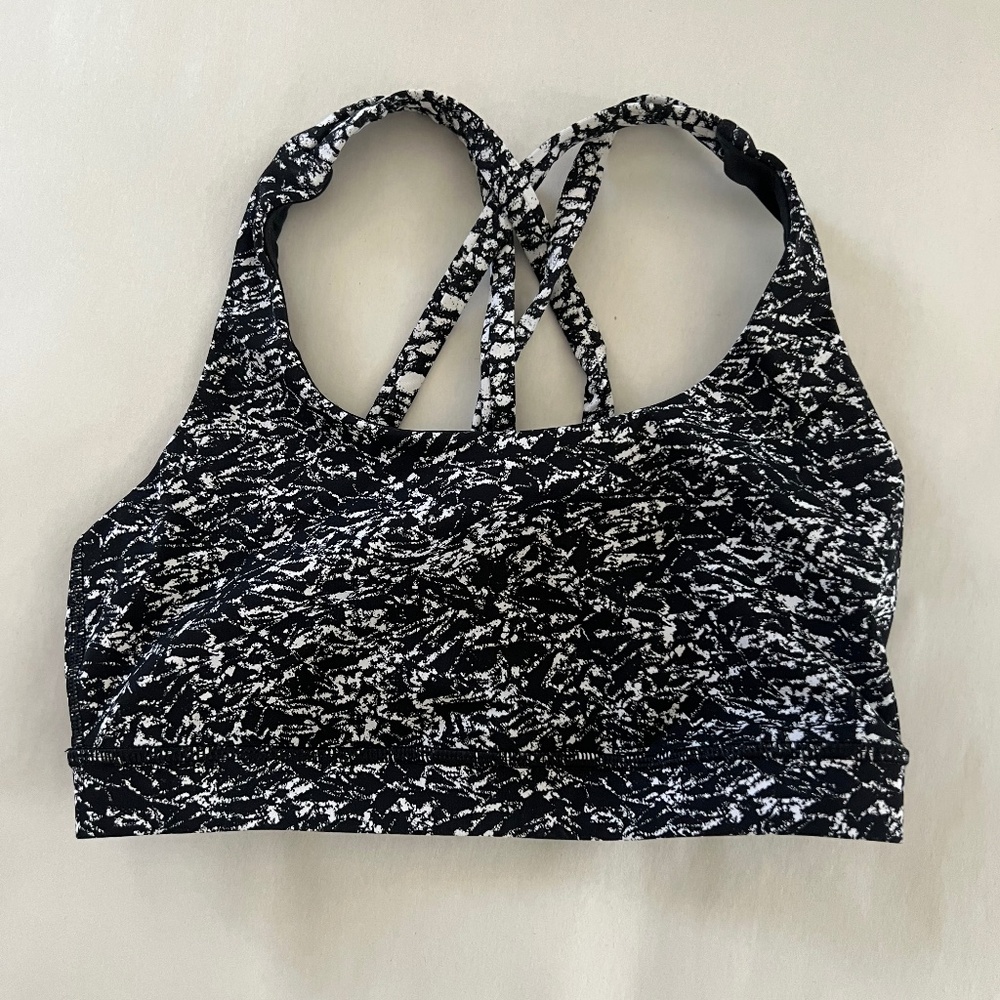 LULULEMON SPORTS BRA SIZE 6 BLACK AND WHITE MARBLE
